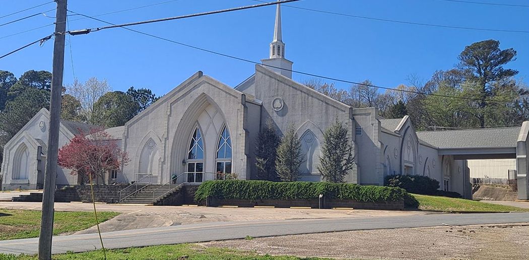 Before: Church building and roof after commercial roof cleaning in central Arkansas